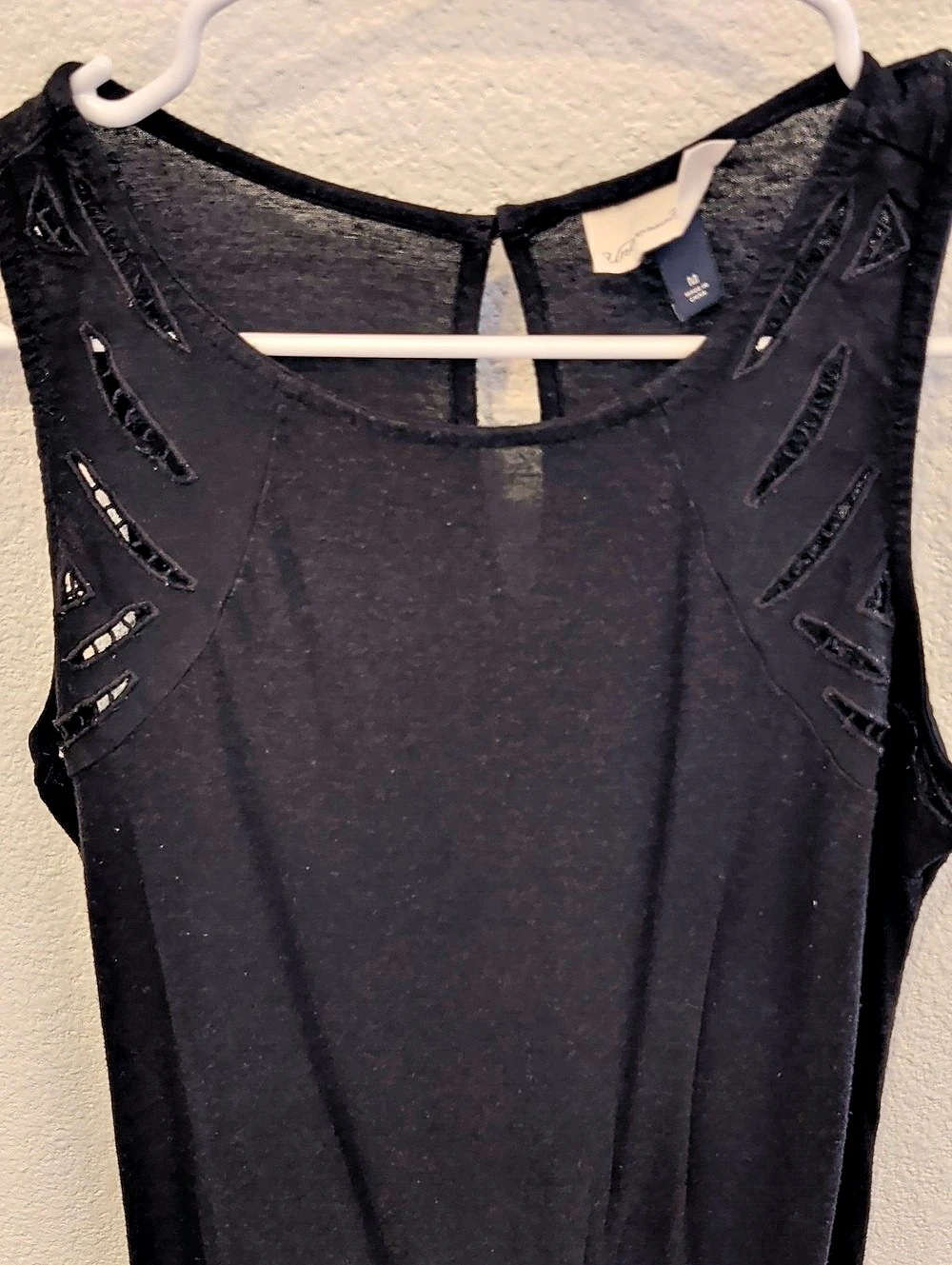 Linen Cutwork Universal Thread Cutout Black Tank Top Keyhole Back